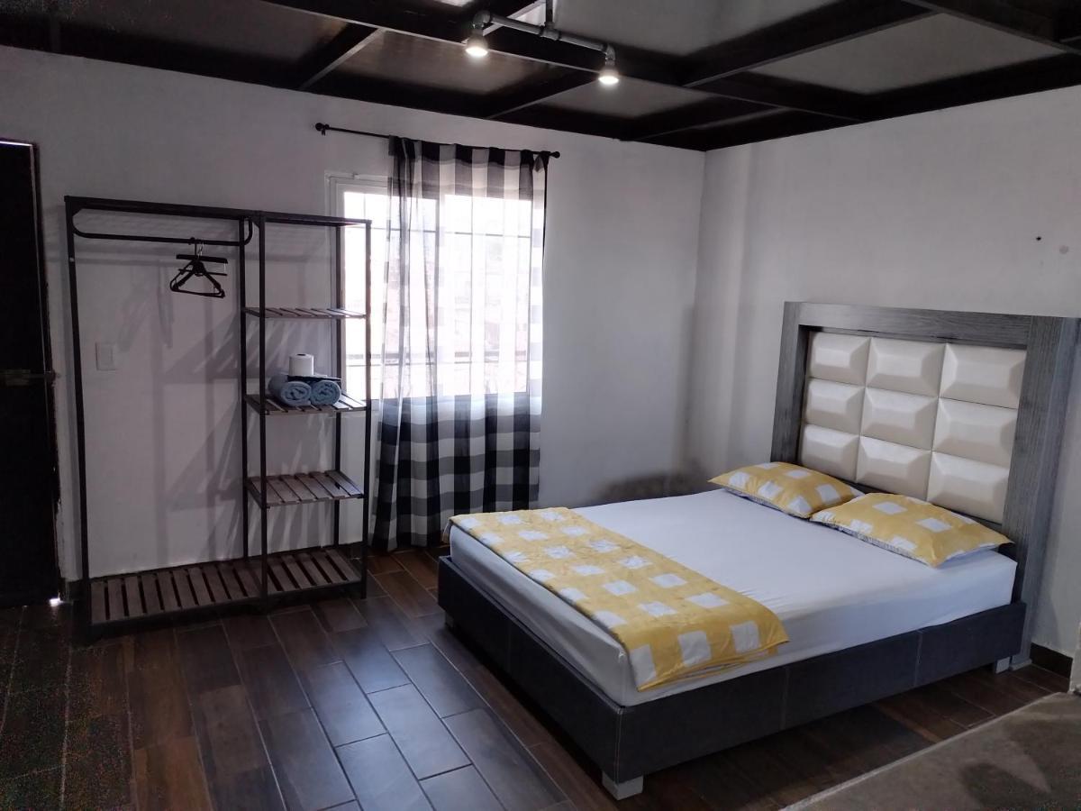 Black And White #3 En San Nicolas De Los Garza Aparthotel Монтерей Екстериор снимка